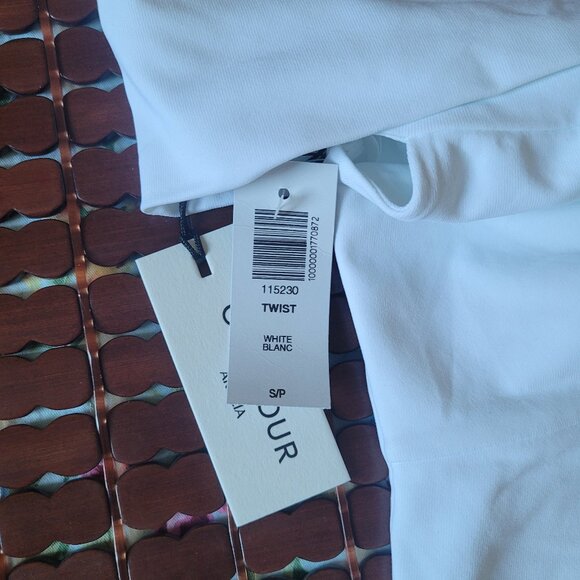 Aritzia Contour Twist Off-Shoulder Top Small - Picture 6 of 6